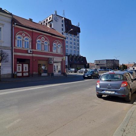 Apartament 8 Central Târgu-Mureş エクステリア 写真