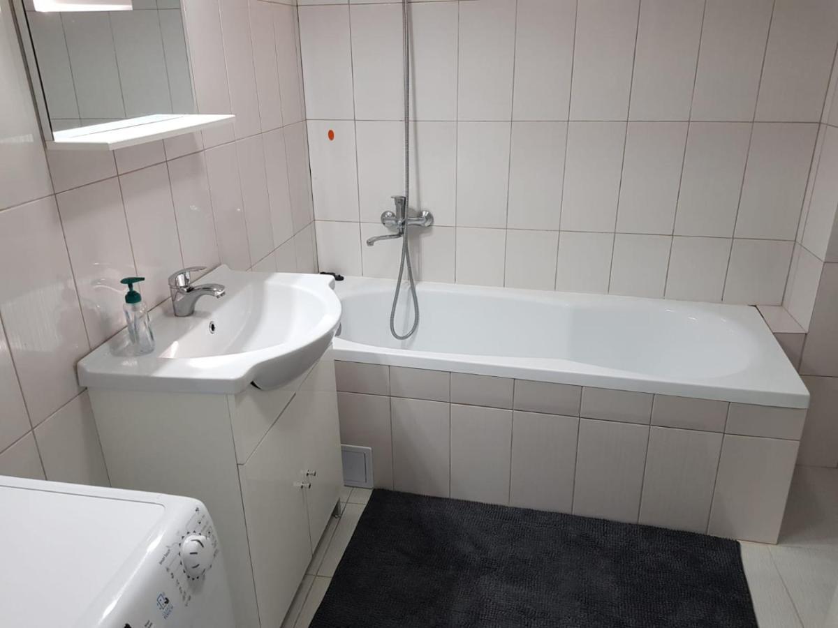 Apartament 8 Central Târgu-Mureş エクステリア 写真