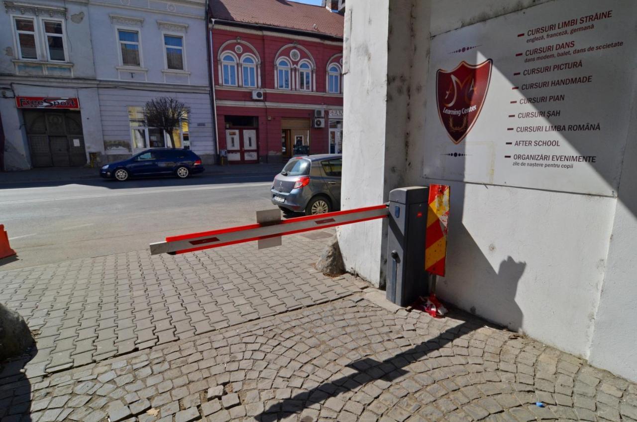Apartament 8 Central Târgu-Mureş エクステリア 写真